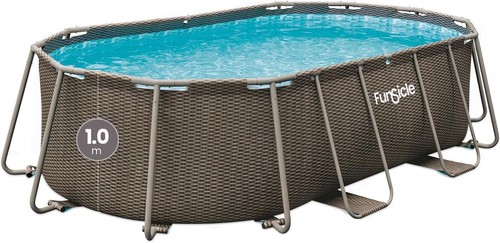 Outdoor above ground swimming - above,